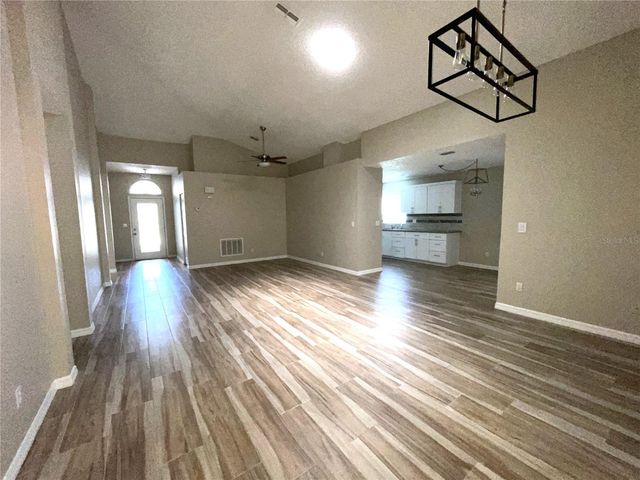 2222 MAYFIELD PALMS LANE 322, Sun City Center, FL 33573
