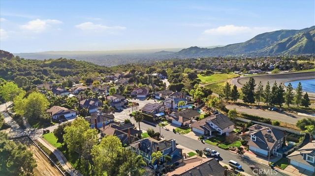 5582 Lakeview, La Verne, CA 91750