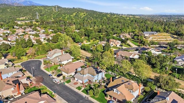5582 Lakeview, La Verne, CA 91750