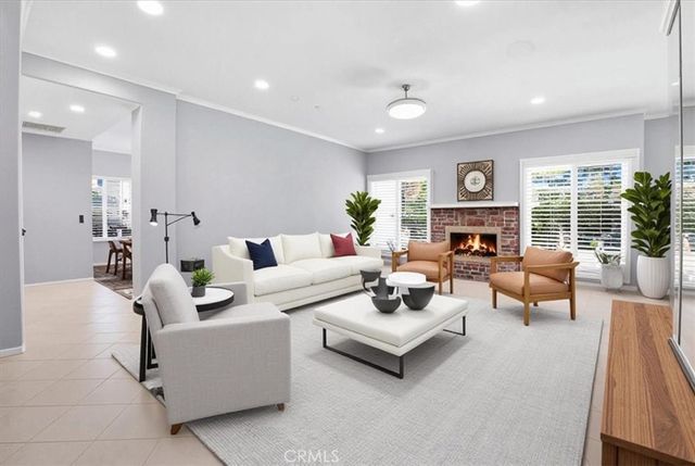 5582 Lakeview, La Verne, CA 91750