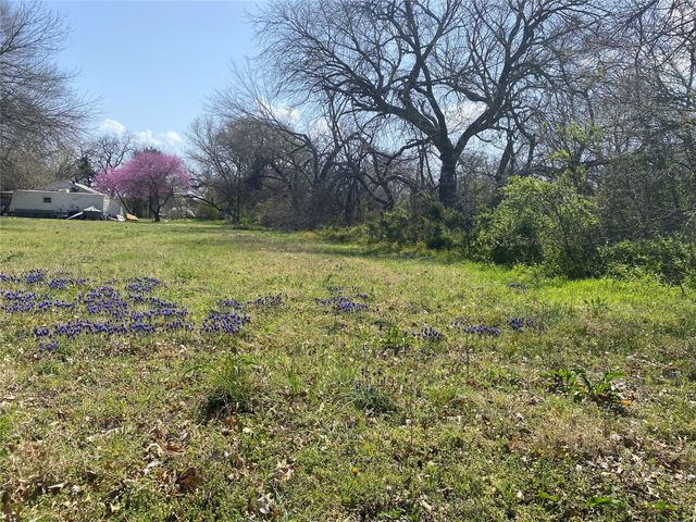 802 Myrtle Street, Gainesville, TX 76240