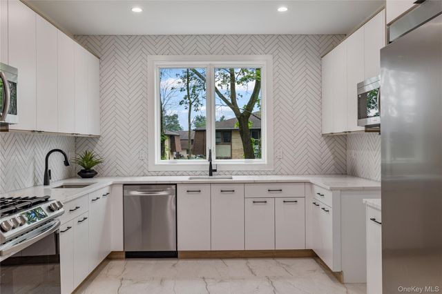 17 Union Road Unit 206, Spring Valley, NY 10977