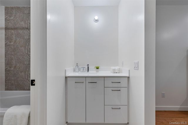 17 Union Road Unit 206, Spring Valley, NY 10977