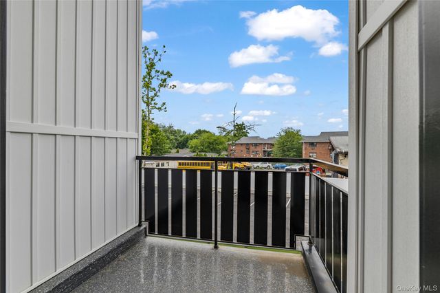 17 Union Road Unit 206, Spring Valley, NY 10977