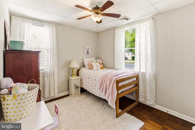 410 W RED BANK AVE, West Deptford, NJ 08096