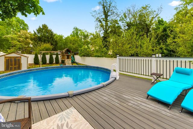 410 W RED BANK AVE, West Deptford, NJ 08096