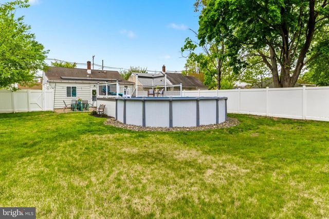 410 W RED BANK AVE, West Deptford, NJ 08096