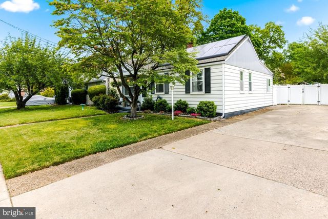 410 W RED BANK AVE, West Deptford, NJ 08096