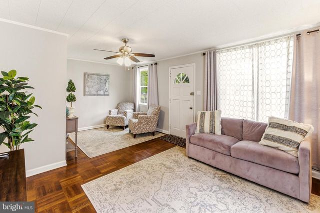 410 W RED BANK AVE, West Deptford, NJ 08096