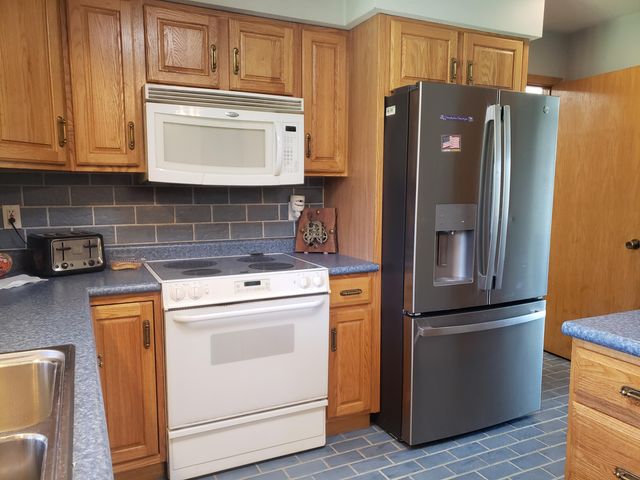 1700 Hamilton Road, Battle Creek, MI 49017