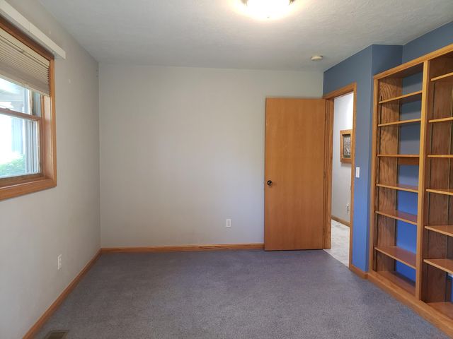 1700 Hamilton Road, Battle Creek, MI 49017