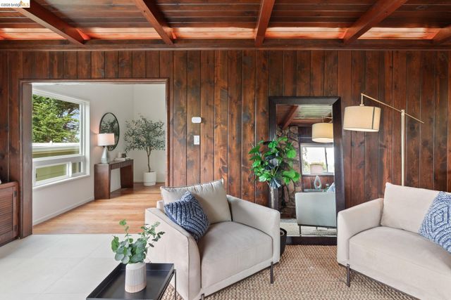 6630 Arlington Blvd, Richmond, CA 94805