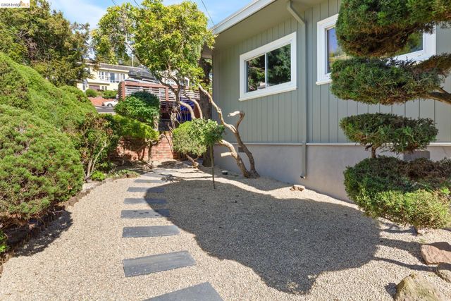 6630 Arlington Blvd, Richmond, CA 94805