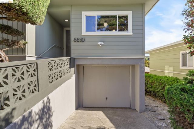 6630 Arlington Blvd, Richmond, CA 94805