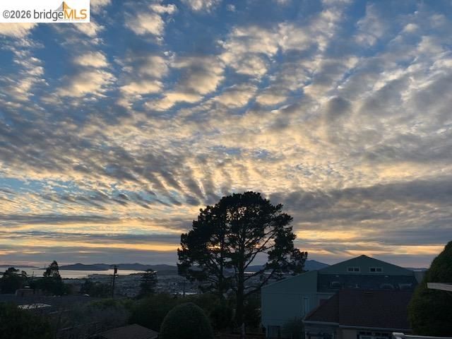 6630 Arlington Blvd, Richmond, CA 94805
