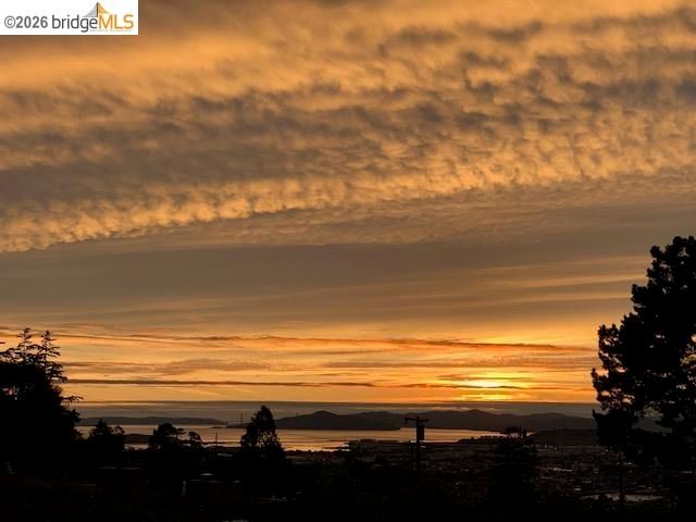 6630 Arlington Blvd, Richmond, CA 94805