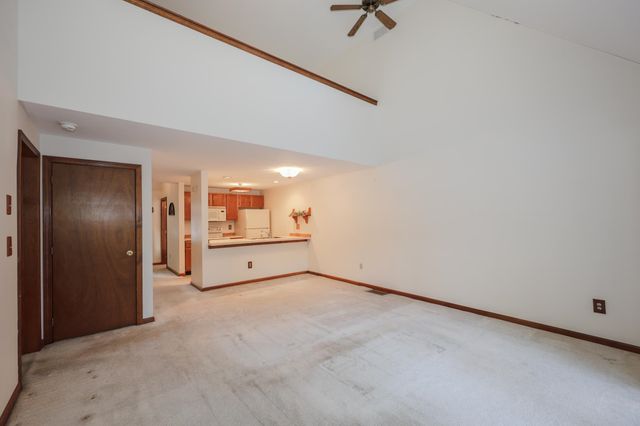 39 Glengarry Drive, Stratham, NH 03885