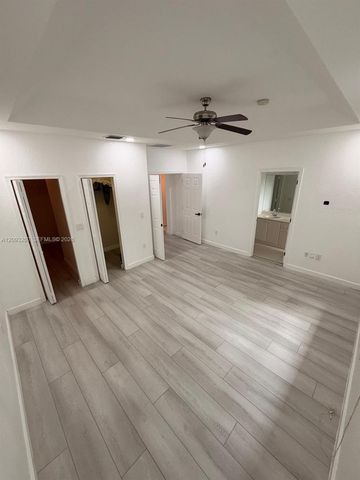 1432 SE 25th Avenue, Homestead, FL 33035