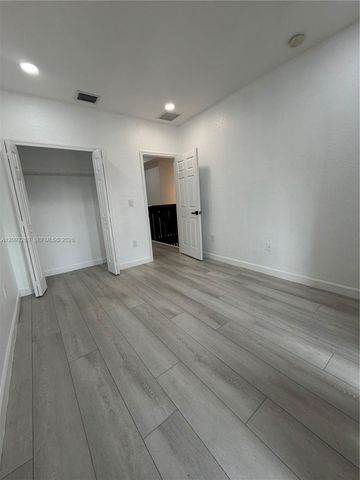 1432 SE 25th Avenue, Homestead, FL 33035