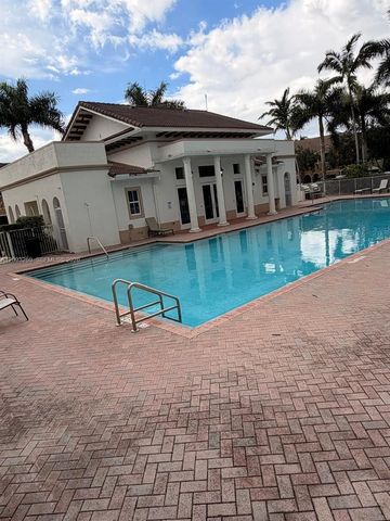 1432 SE 25th Avenue, Homestead, FL 33035