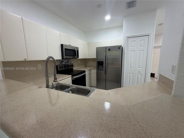 1432 SE 25th Avenue, Homestead, FL 33035