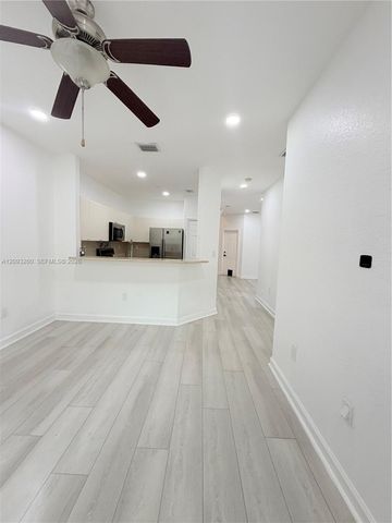 1432 SE 25th Avenue, Homestead, FL 33035