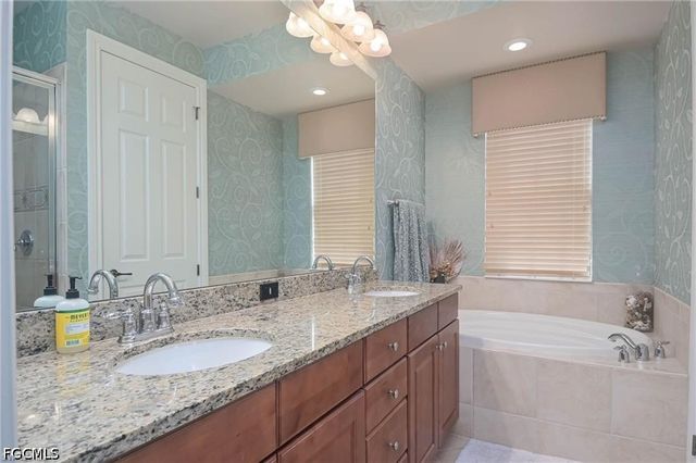 11945 Alegria ST 906, Fort Myers, FL 33912