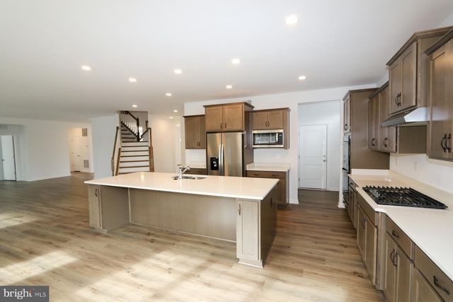 11605 SAMIT WAY, Glenn Dale, MD 20769