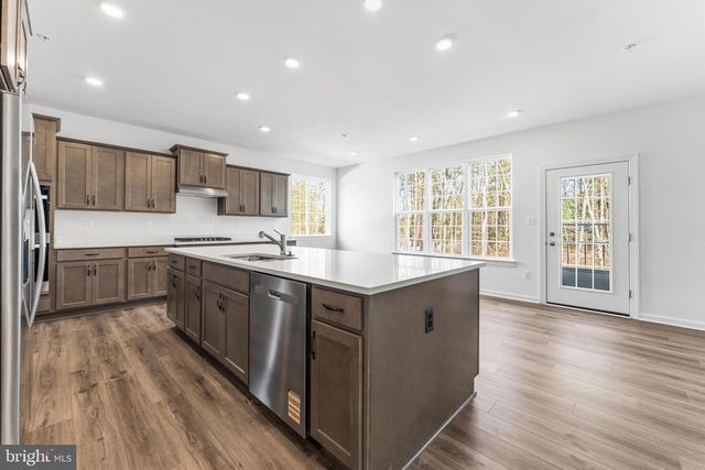 11605 SAMIT WAY, Glenn Dale, MD 20769