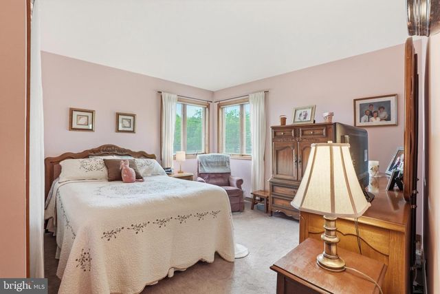 2045 ADAMS RD, East Greenville, PA 18041