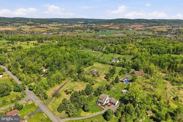 2045 ADAMS RD, East Greenville, PA 18041