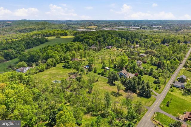 2045 ADAMS RD, East Greenville, PA 18041