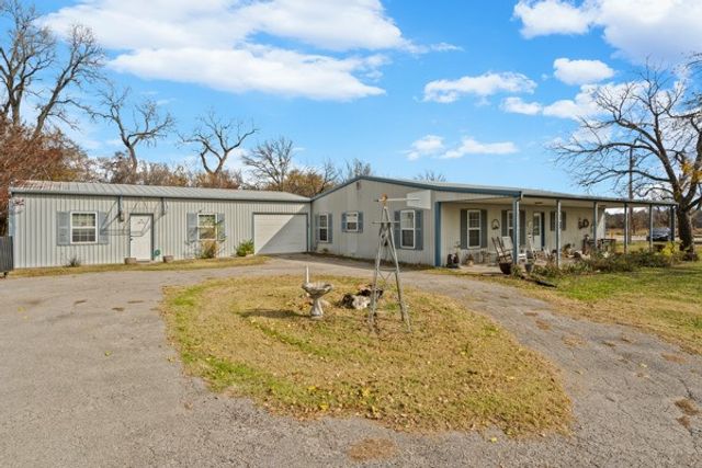 4861 E Highway 199, Reno, TX 76082