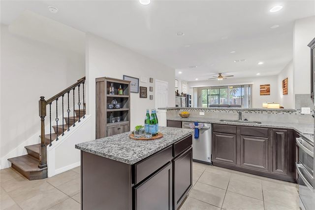 3046 ALESSA LOOP, Apopka, FL 32703