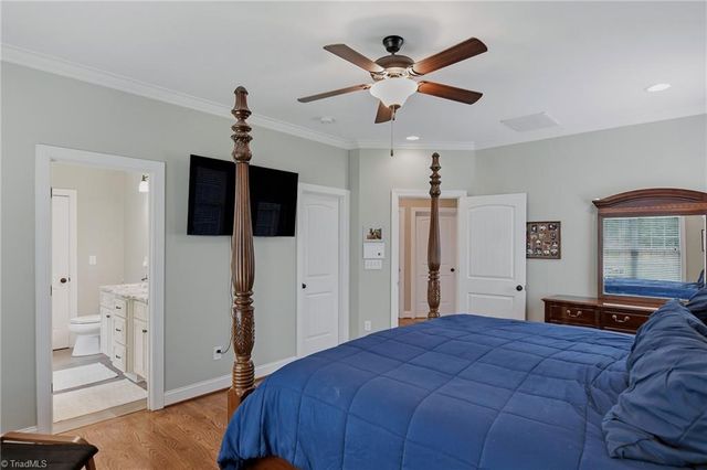 6171 Olde Fields Way, Pfafftown, NC 27040