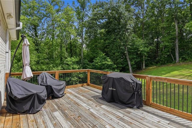 6171 Olde Fields Way, Pfafftown, NC 27040