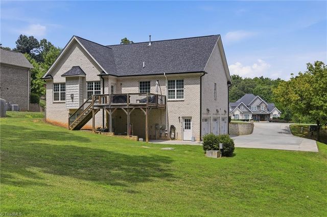 6171 Olde Fields Way, Pfafftown, NC 27040