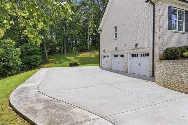 6171 Olde Fields Way, Pfafftown, NC 27040
