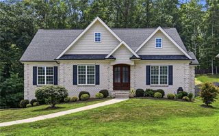 6171 Olde Fields Way, Pfafftown, NC 27040