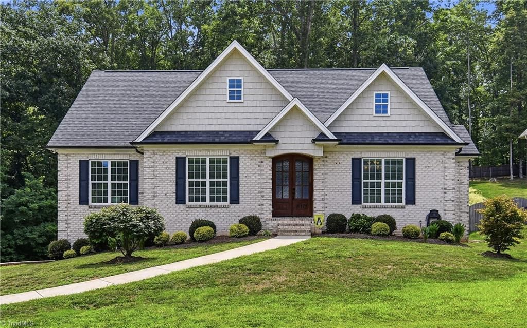 6171 Olde Fields Way, Pfafftown, NC 27040