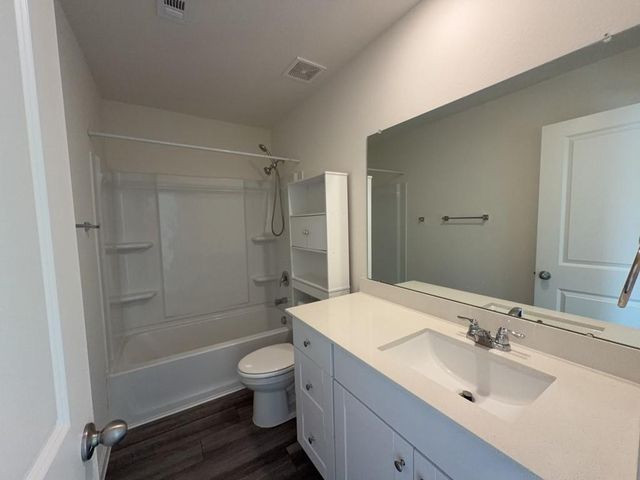 18618 Hunter William Way, New Caney, TX 77357