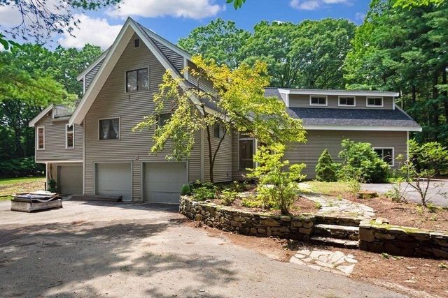 10 Cold Harbor Drive, Northborough, MA 01532