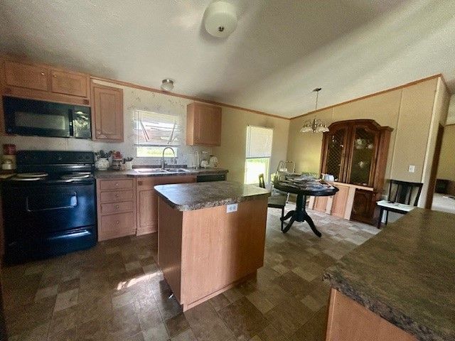 407 S Herman Street, Mexia, TX 76667