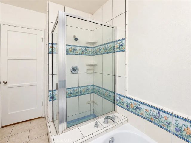 7919 Lasaine Avenue, Northridge, CA 91325