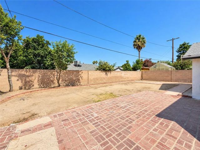 7919 Lasaine Avenue, Northridge, CA 91325