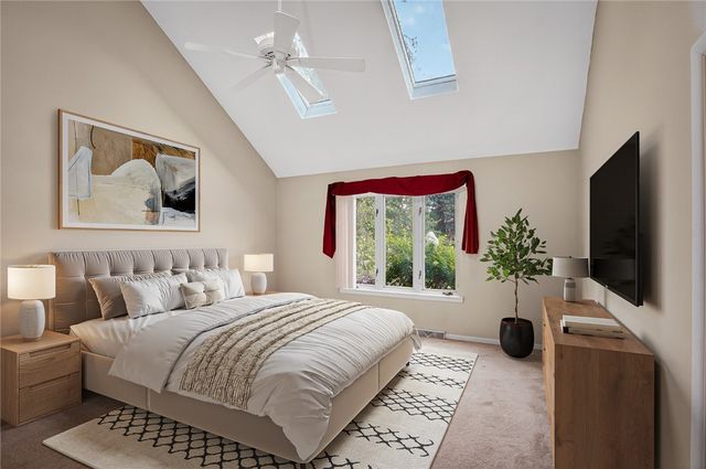 103 Village Dr, Cranberry Twp, PA 16066