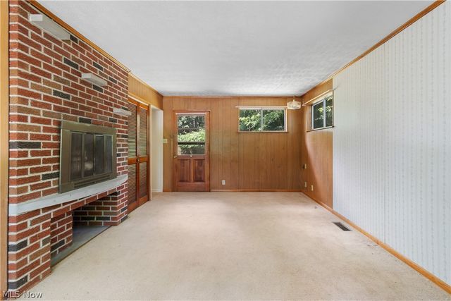 353 Southeast Avenue, Tallmadge, OH 44278