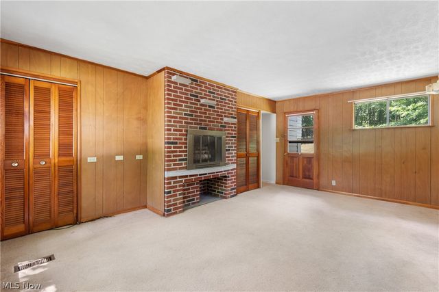 353 Southeast Avenue, Tallmadge, OH 44278