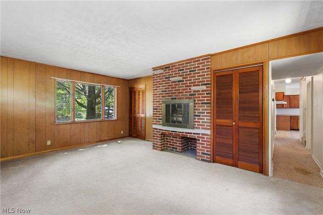 353 Southeast Avenue, Tallmadge, OH 44278