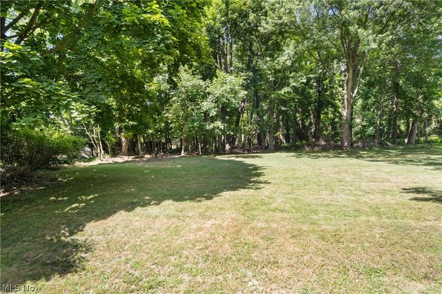 353 Southeast Avenue, Tallmadge, OH 44278